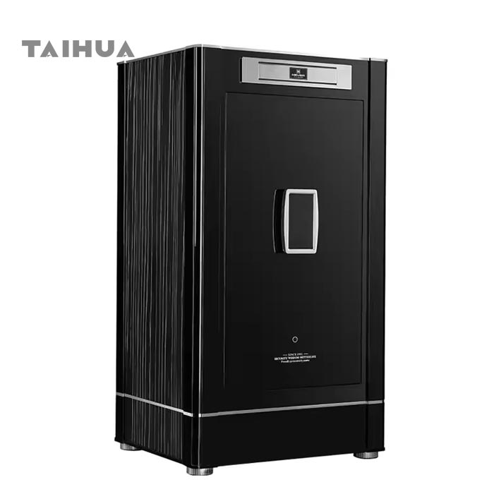 Luxury Watch Winder Safes with Custom Interiors and Colors Super Fiber Chamois